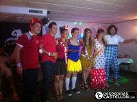 2014 Agosto Despedidas y Humor Amarillo